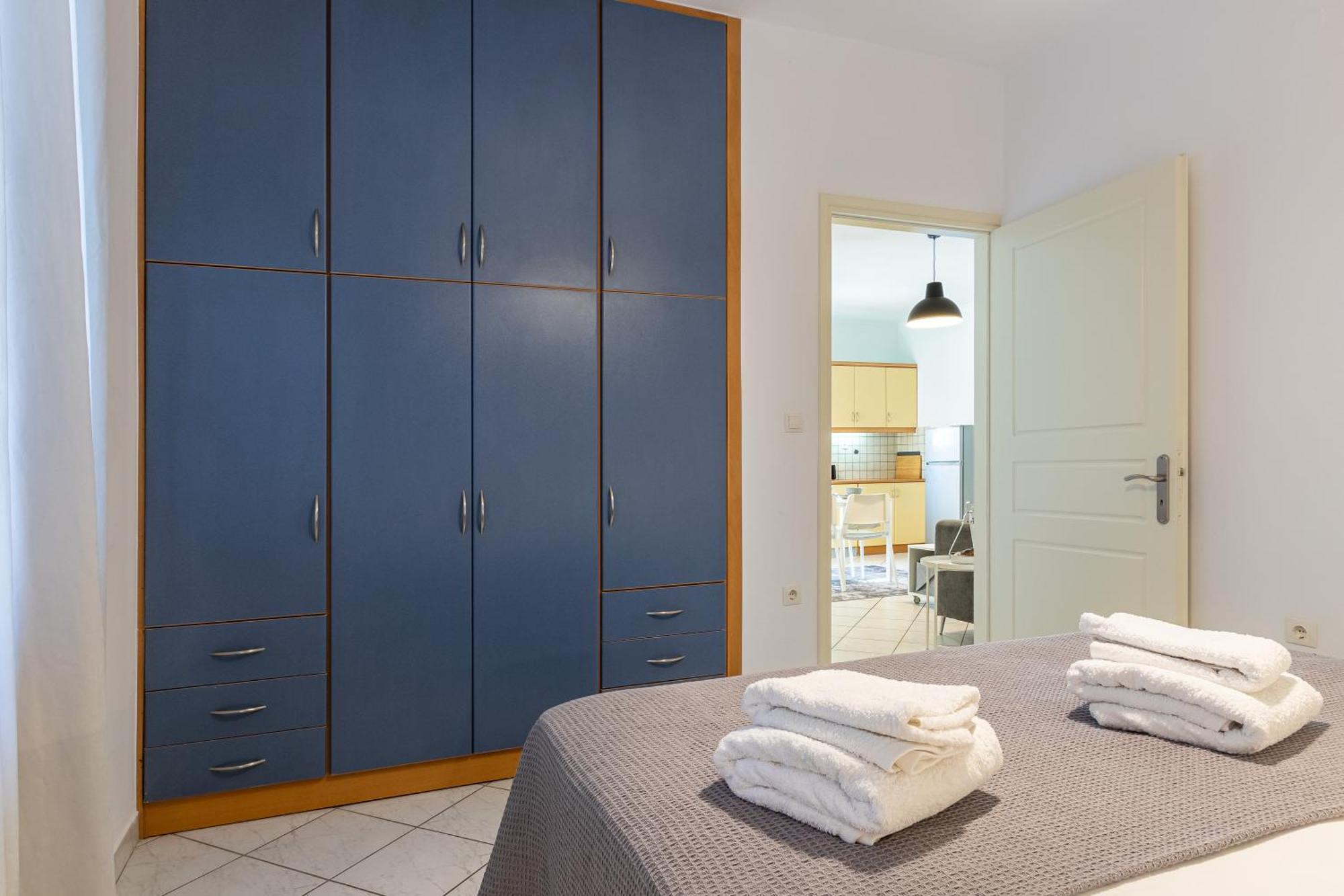 Easy Living City Apartment Ханья Экстерьер фото